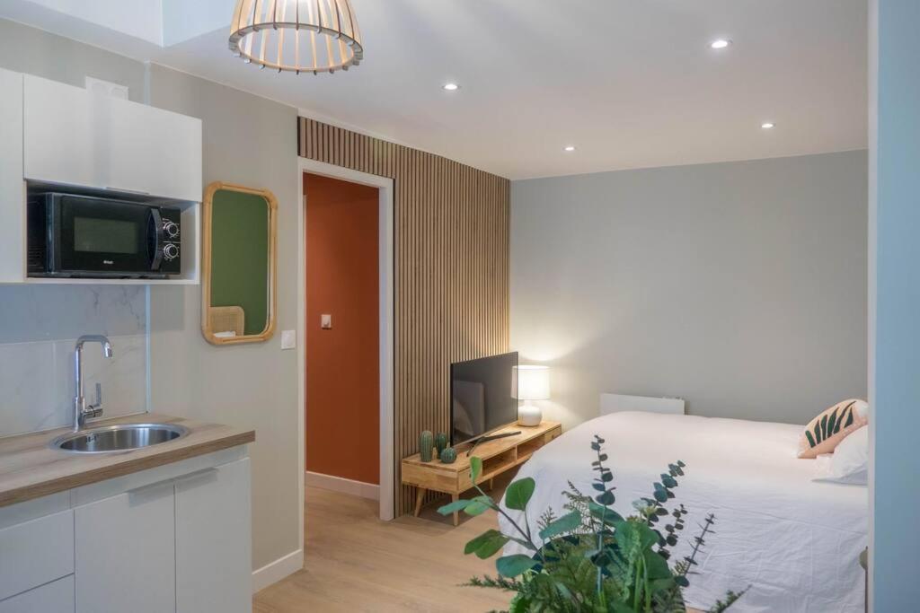 Bel Appartement Idealement Situe Orleans Exterior photo